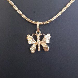 Vintage (from the 1980's) Gold Tone Butterfly Pendant on a 18" Necklace